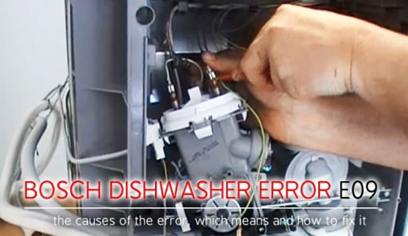 Посудомойка бош ошибка е. Посудомойка бош ошибка е09. Ошибка е09 в посудомоечной машине Bosch. Посудомойка Dosh e09 ошибка. Прессостат посудомоечной машины Bosch Silence Plus.