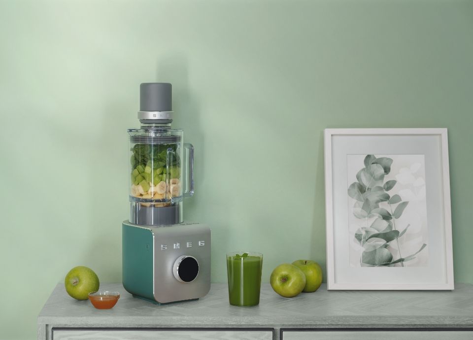 Máy xay sinh tố Smeg BLC02
