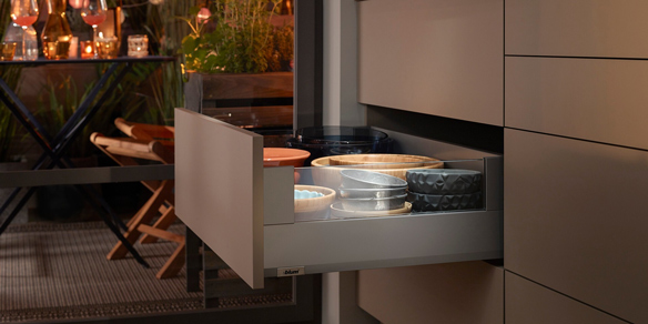 RAY HỘP BLUM MERIVOBOX thiết kế độc đáo