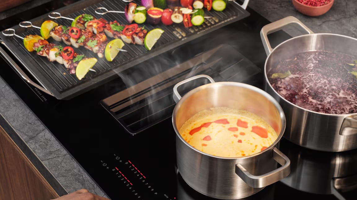 Bếp từ AEG eXtractor