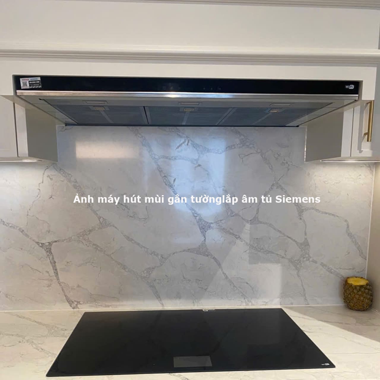 máy hút mùi gắn tường Siemens